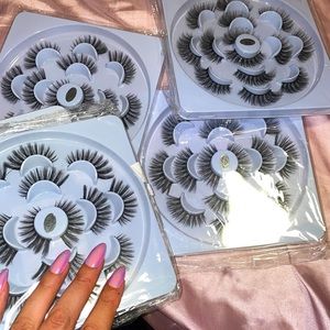 7 PAIRS OF FABULOUS LASHES